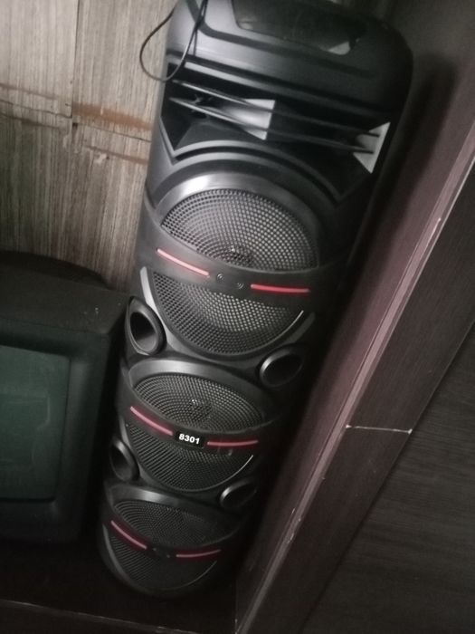 Музыкальная колонка