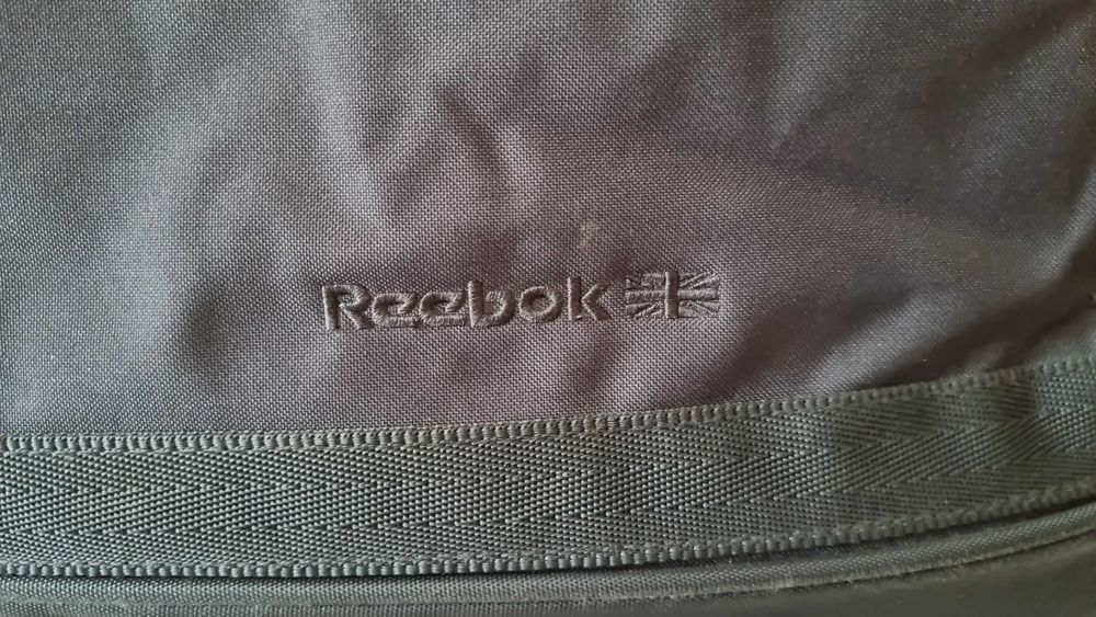 Reebok сак спортна чанта