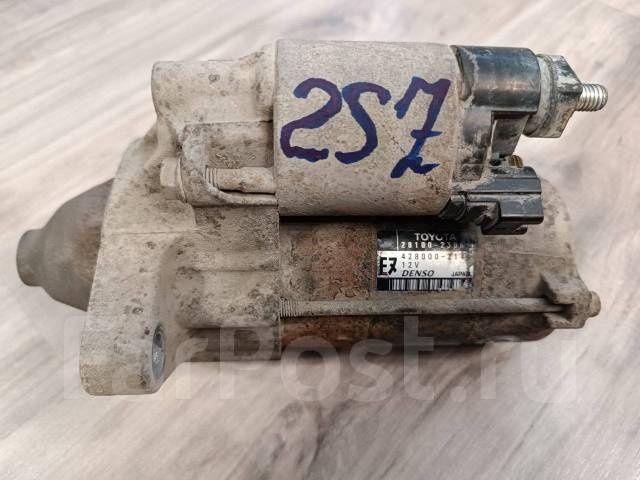 Продам стартер на Тойота Ярис