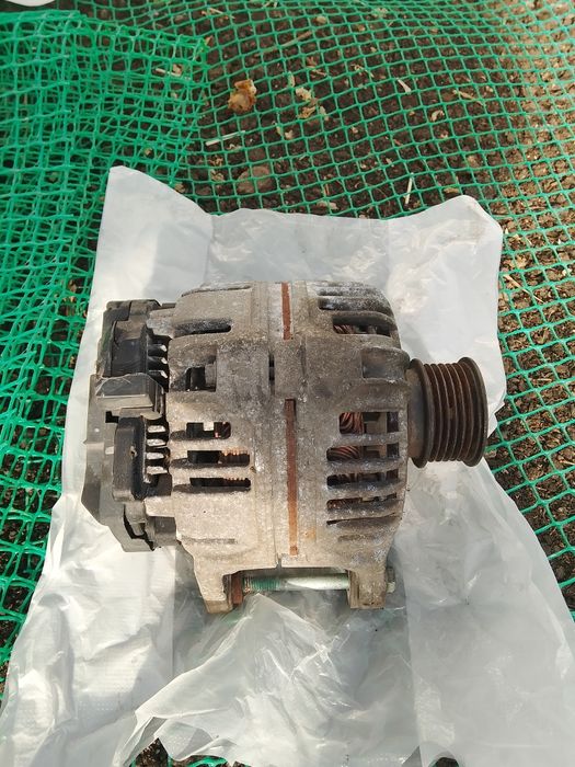 Продам дроссельная заслонка и генератор