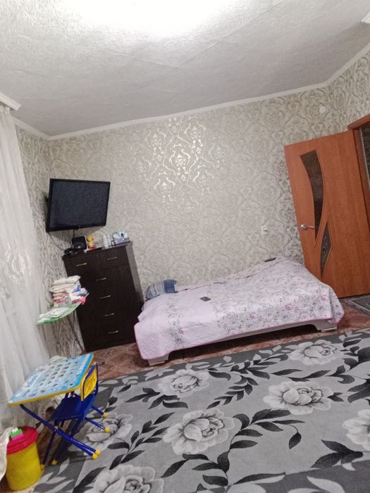 Продаётся 1 квартира с печным отоплением