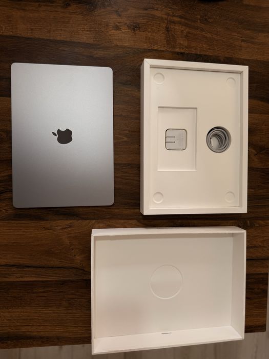 MacBook Air Mac14,15