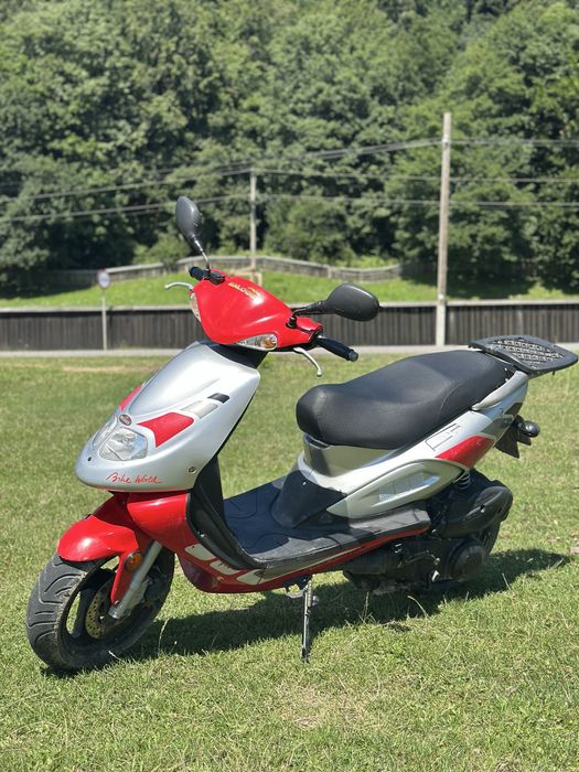 Vand sau schimb cu pc gaming sau laptop