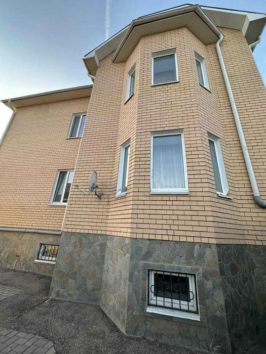 Продам дом в центре города