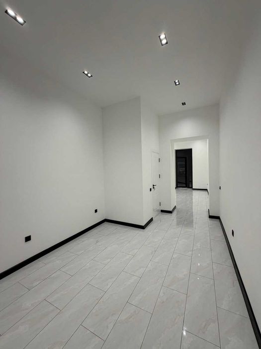 Продается офис в Мирзо Улугбеке 50м2 Стадион Старт Срочно