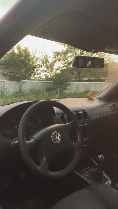 VOLKSWAGEN Golf 2002 — imagine 5