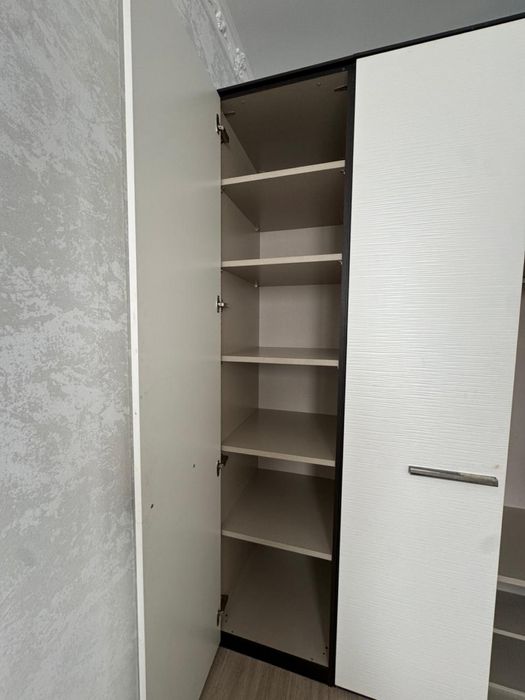 Бу спальная гарнитура