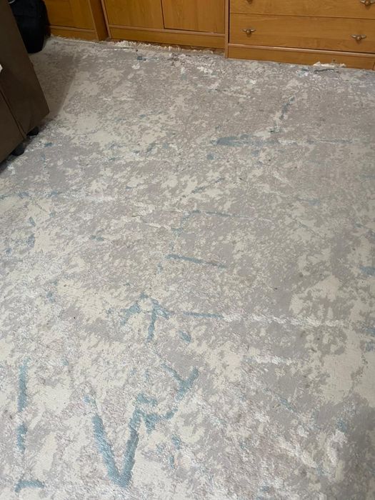Продам ковёр в хорошем состоянии