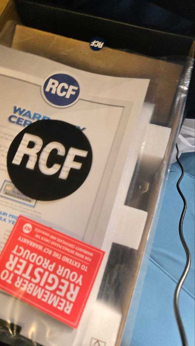 Микшерный пульт RCF F6X