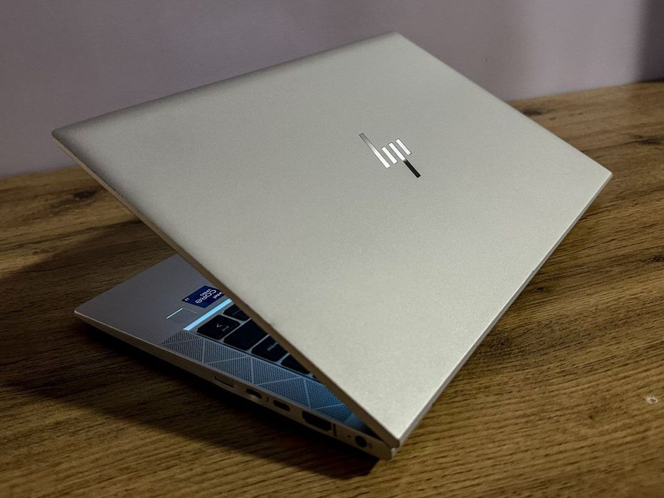 HP Elitebook 830 G8 Core i7 kuchli avlod biznes-klass Noutbuk