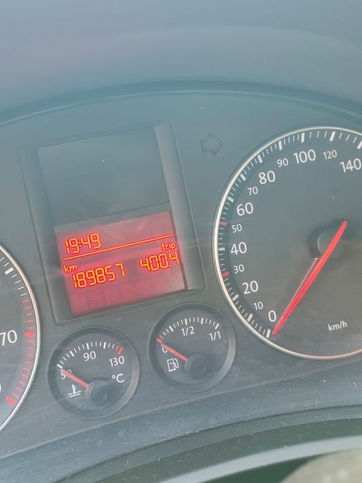 Vând golf 5 anul 2005