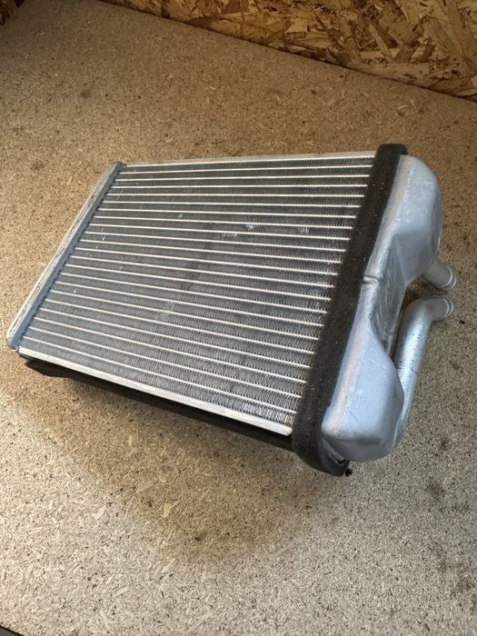 Радиатор печки Паджеро 2; 4М40.