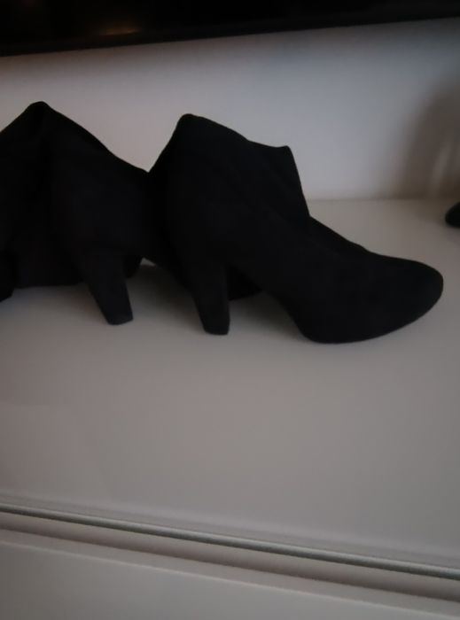 Cizme peste genunchi mărimea 36