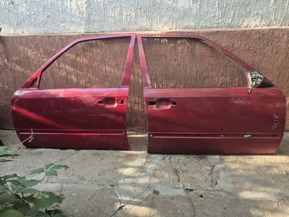 Двери передние Mercedes W124