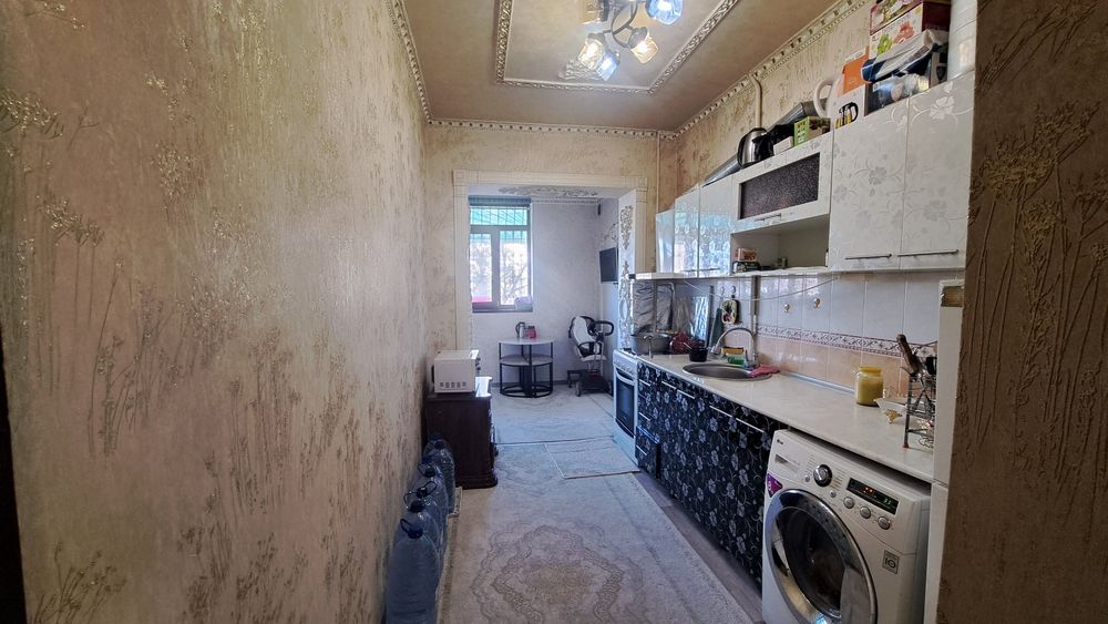 Олмалик шахрида 3 хонали квартира