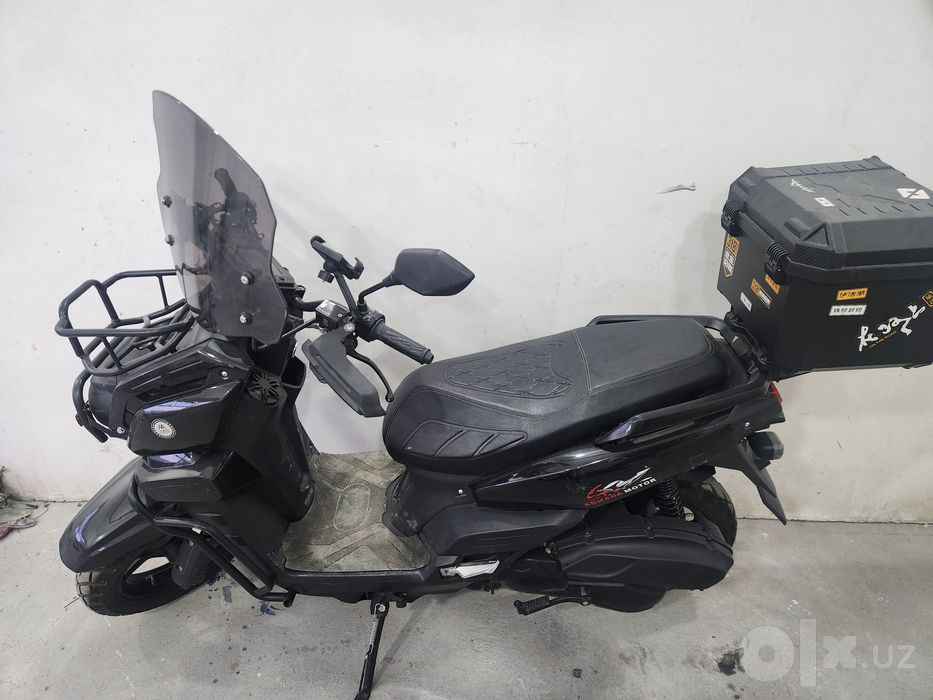 Elektromoto Skuter