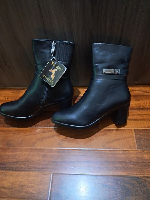 Сапоги кожаный новый