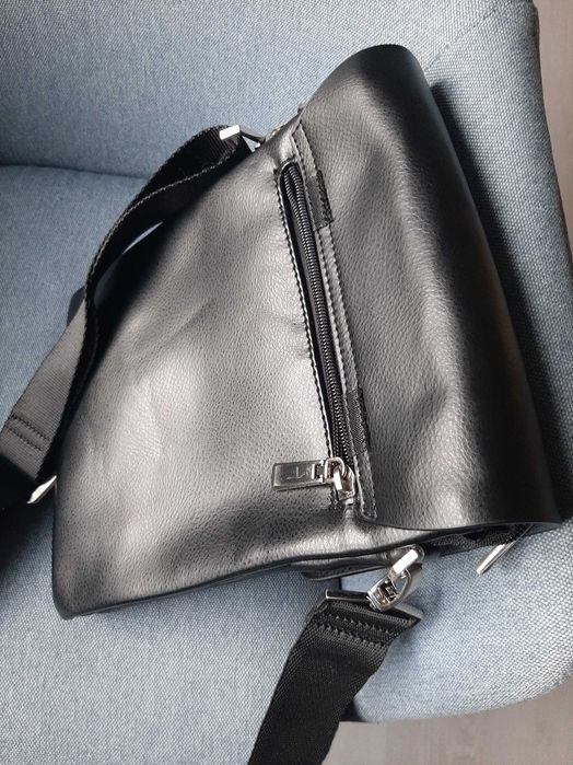 Geanta messenger barbati noua