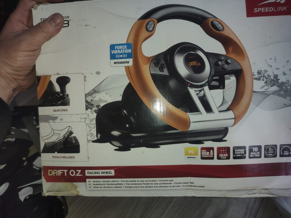 Volan de curse pt PC
