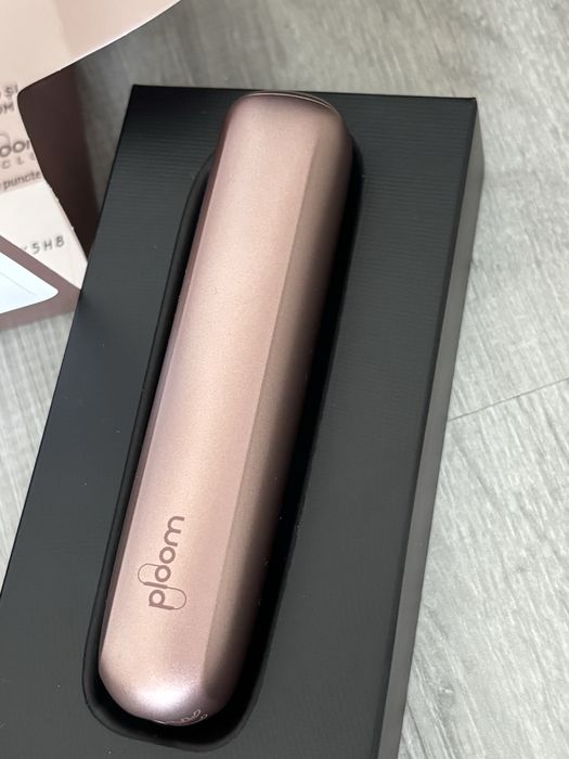 Dispozitiv încălzire Ploom Aura – Nou, sigilat, culoare Rose Gold
