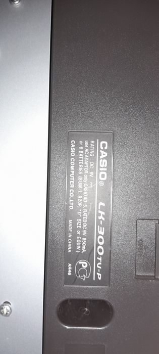 продам синтезатор бу