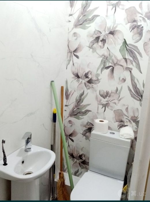 Срочно продаётся Офис 80м2. Метро Новза (Хамза). Посредников не беспок