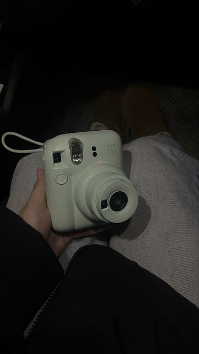 Фотокамера моментальной печати Fujifilm instax mini 12 зеленый