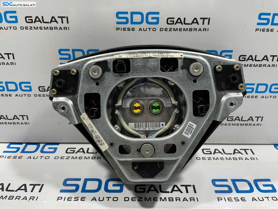 Airbag Volan in 3 Spite Mercedes Clasa C Class W203 2001 - 2007 Cod 17186001029 A17186001029 [L3982]
