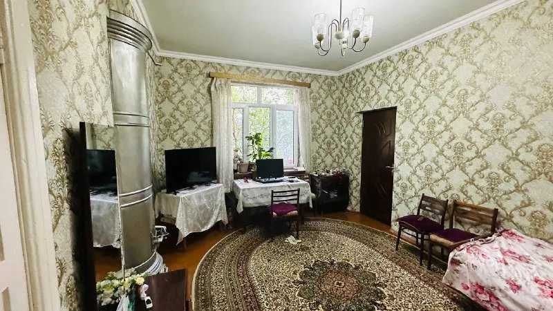 Дом 2.7 сотки в Дархане. Центр. Метро Хамида Олимжон.