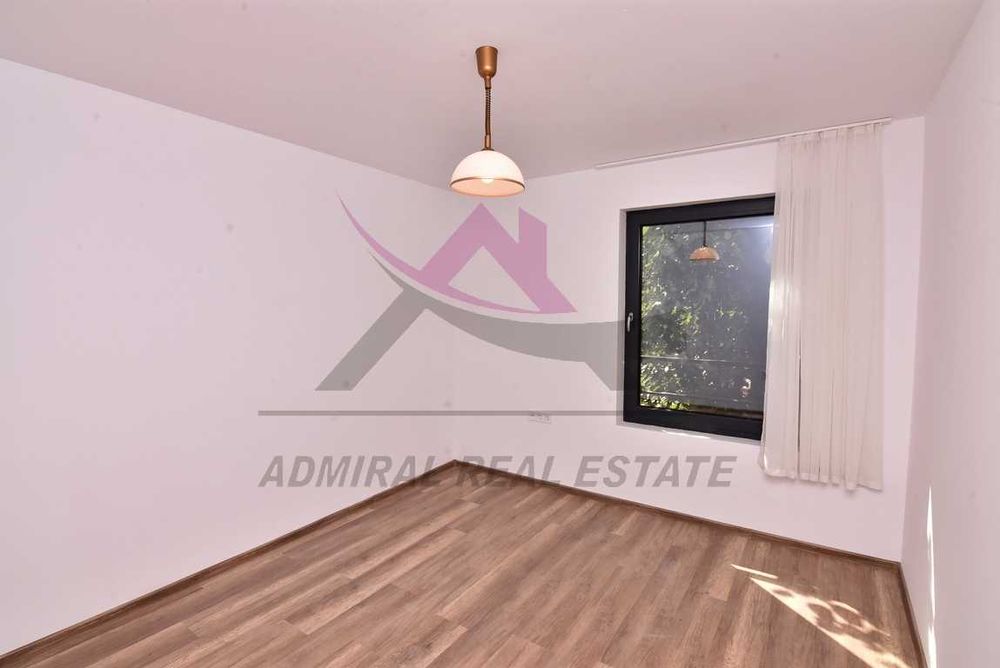 Дава се под наем Четиристаен апартамент в Варна, ВИНС - 110 кв.м за 1300 € - Снимка #10