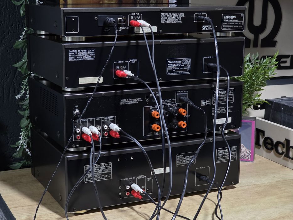 Linie audio TECHNICS, amplificator, dublu deck, cd player ,radio tuner, hifi stereo retro