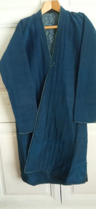 Чапаны разные  новые. Цены договорные.   .