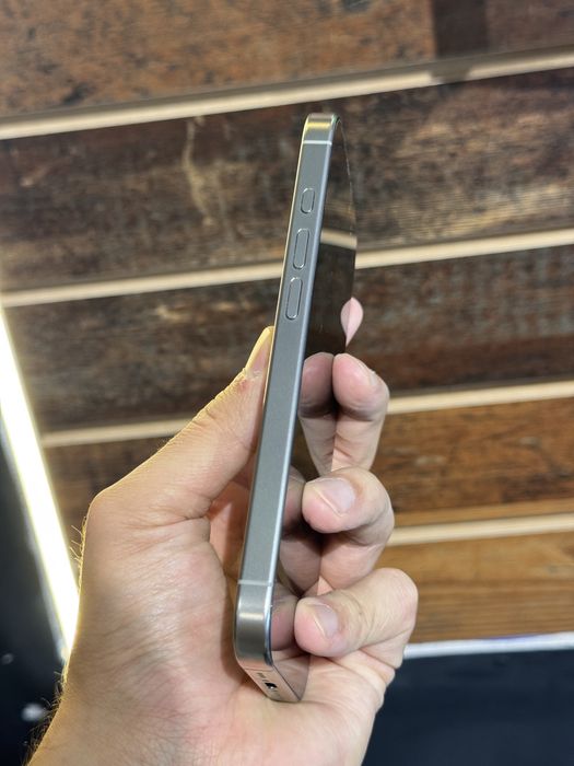 Iphone 16 pro. 128гб. 10/10