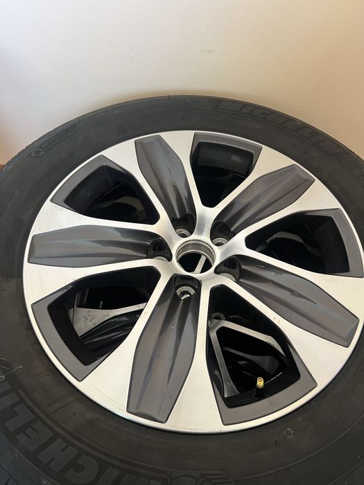 Диски Тойота Хайландер