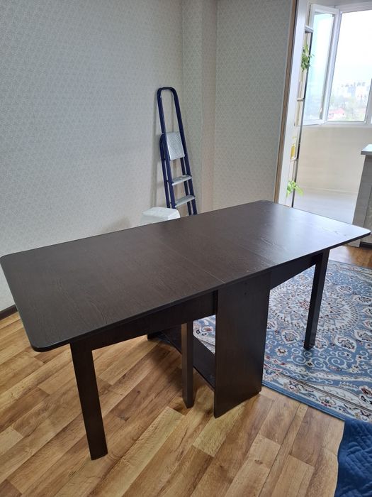 стол - книжка б/у