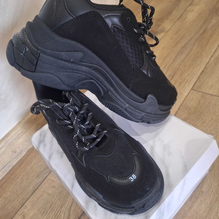 Дамски маратонки