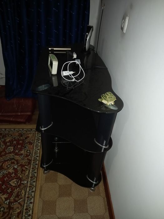 Подставка под ТВ