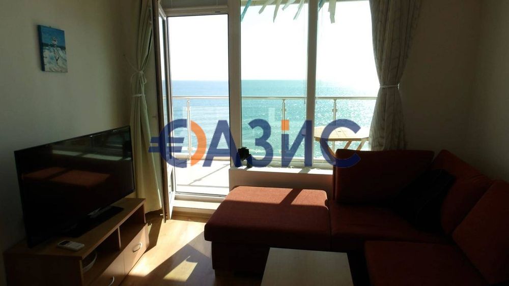 Първа линия на морето !2-стаен апартамент, директен изглед към морето,