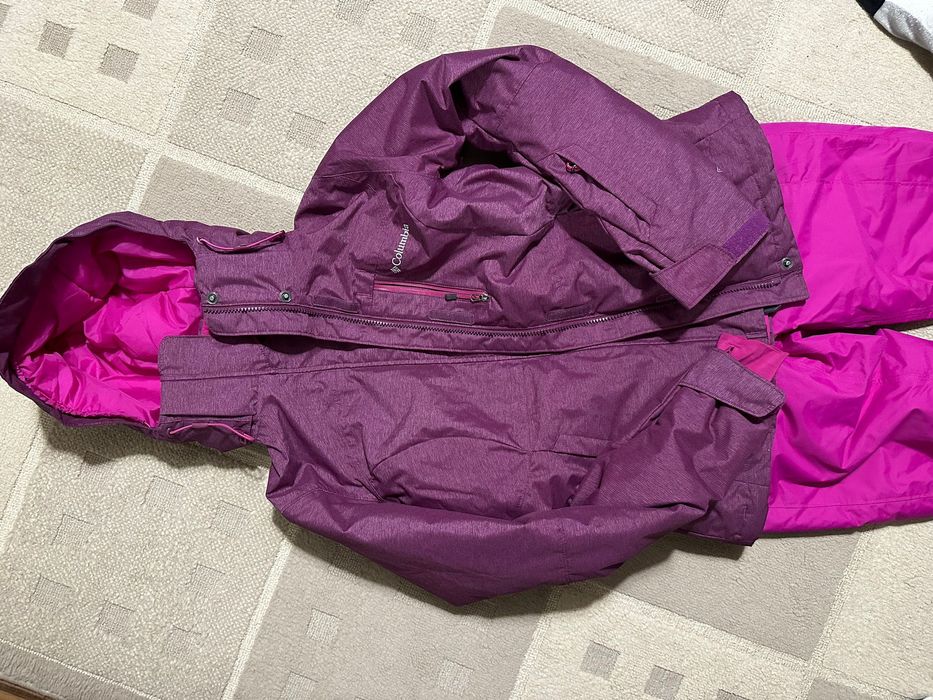 Costum de ski, de dama, firma Columbia și mănuși Columbia-set superb