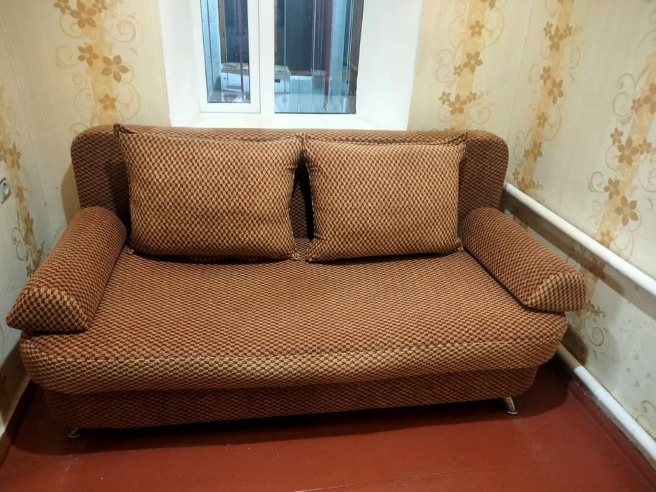 Продаю диван! Продаю!