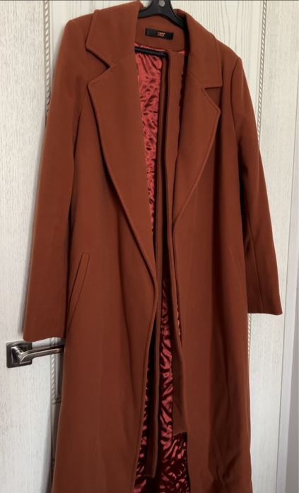 Продам пальто женское