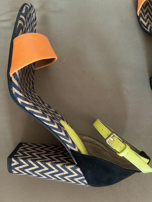 Дамски сандали Reserved