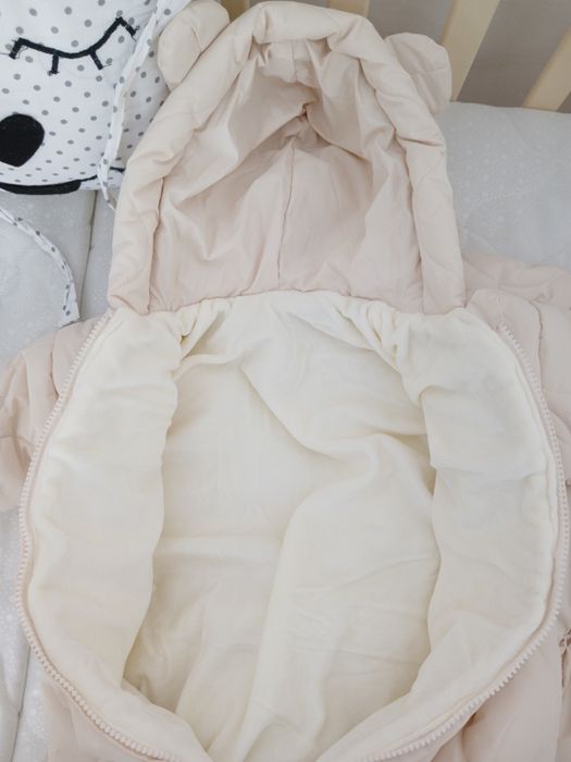 Продам комбинезон осень-весна