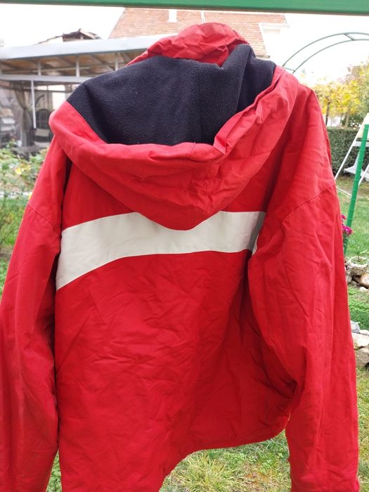 Продавам три зимни якета  - PUMA ,ESPRIT, NAVON