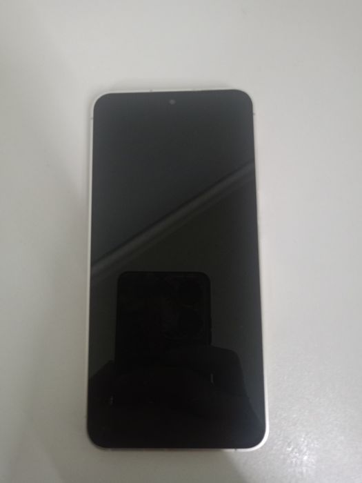 Samsung S24  с коробкой