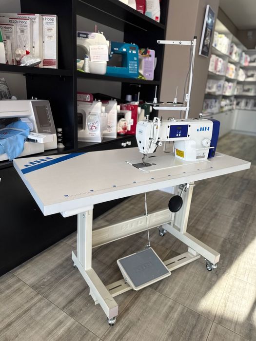 Продам швейную машину Jin L-1