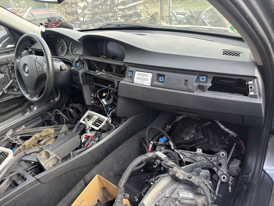 Plansa bord cu navi BMW E90 E91 E92 E93