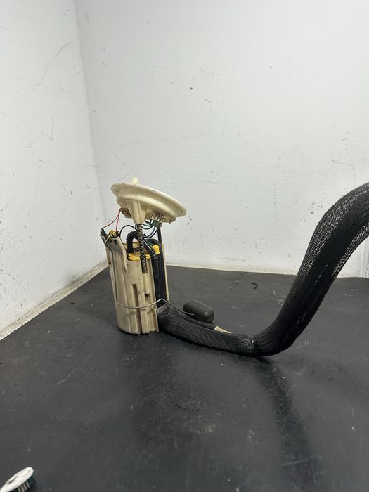 Pompa motorina combustibil rezervor BMW E60 E61 520d 525d 530d 163cp