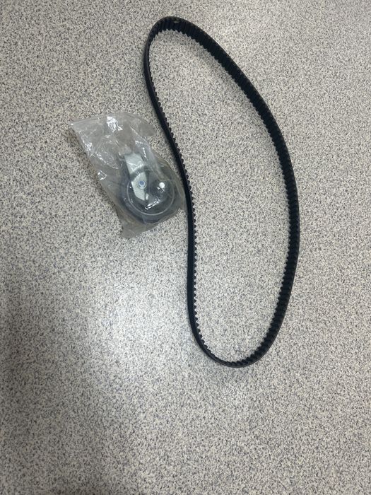 Ролик и ремень ГРМ Ауди ТТ