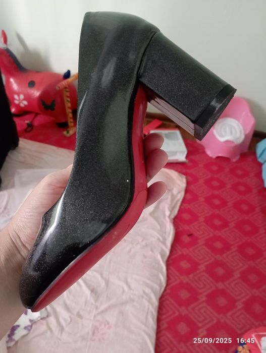 Tufli ayollarni yangi